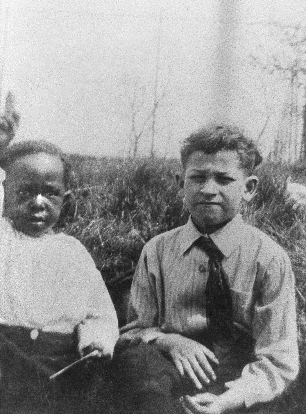 Charlie Parker with his brother Ike and children